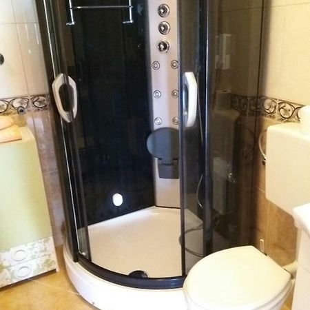 Ivica Apartments Punat Ngoại thất bức ảnh