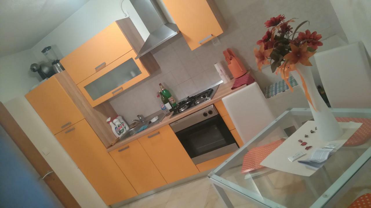 Ivica Apartments Punat Ngoại thất bức ảnh