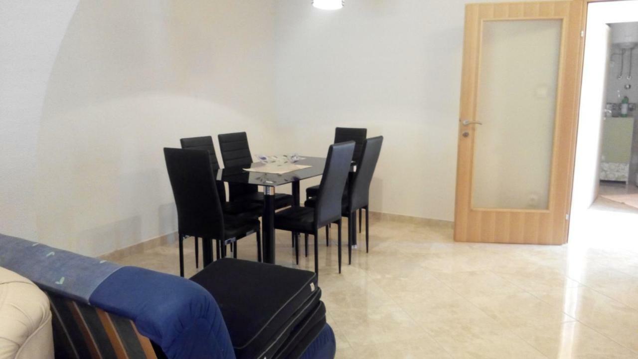 Ivica Apartments Punat Ngoại thất bức ảnh